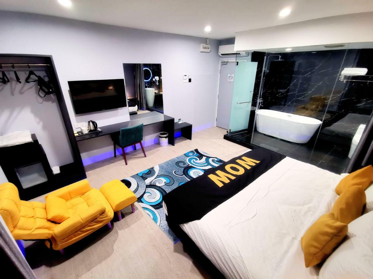 Wow Hotel Penang George Town Dış mekan fotoğraf